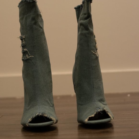 BRAND NEW HEELS BOOTS JEANS OPEN TOES - Picture 5 of 5